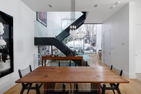 Photo 9 at 20A Woodlawn Avenue W, St. Clair, Toronto