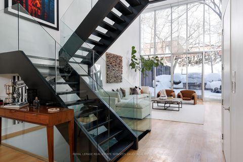 Photo 15 at 20A Woodlawn Avenue W, St. Clair, Toronto