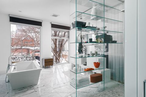 Photo 30 at 20A Woodlawn Avenue W, St. Clair, Toronto