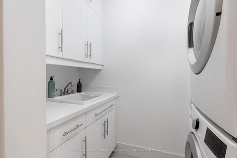 Photo 36 at 20A Woodlawn Avenue W, St. Clair, Toronto