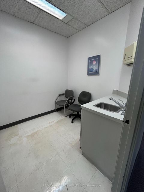 Photo 2 at 2347 Kennedy Road, Malvern West, Toronto