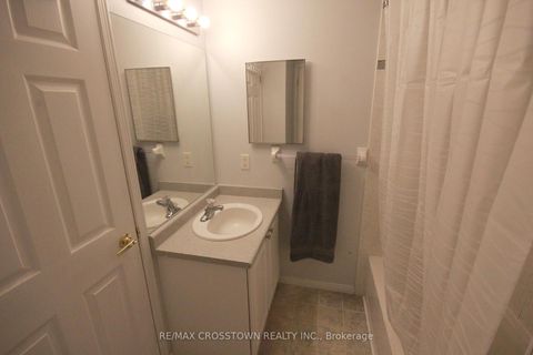Photo 12 at 157 Nathan Crescent, Painswick South, Barrie
