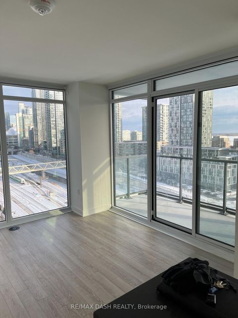 Photo 13 at 1202 - 27 Bathurst Street, Waterfront Communities C1, Toronto