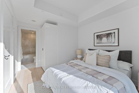 Photo 19 at 302 - 128 Pears Avenue, Annex, Toronto