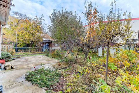 Photo 20 at 27 John Best Avenue, Amesbury, Toronto