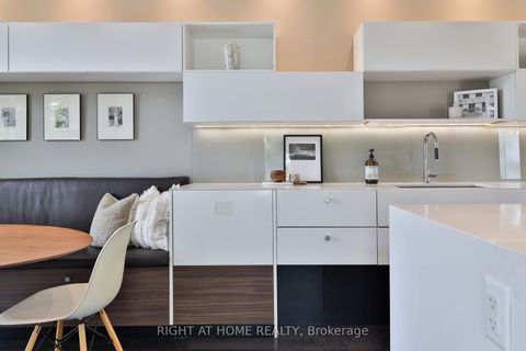 Photo 3 at 207 Claremont Street, Bellwoods, Toronto