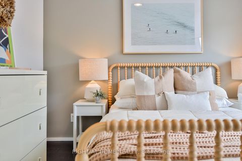 Photo 25 at 207 Claremont Street, Bellwoods, Toronto