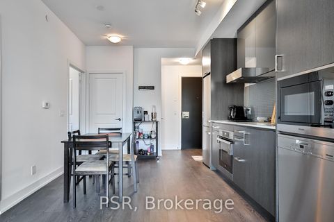 Photo 8 at 909 - 11 Lillian Street, Mount Pleasant West, Toronto