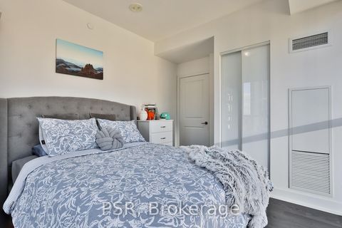 Photo 21 at 909 - 11 Lillian Street, Mount Pleasant West, Toronto