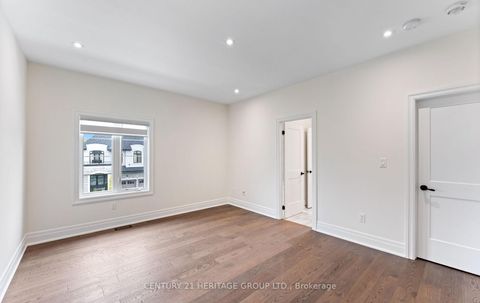 Photo 25 at 319 Danny Wheeler Boulevard, Keswick North, Georgina