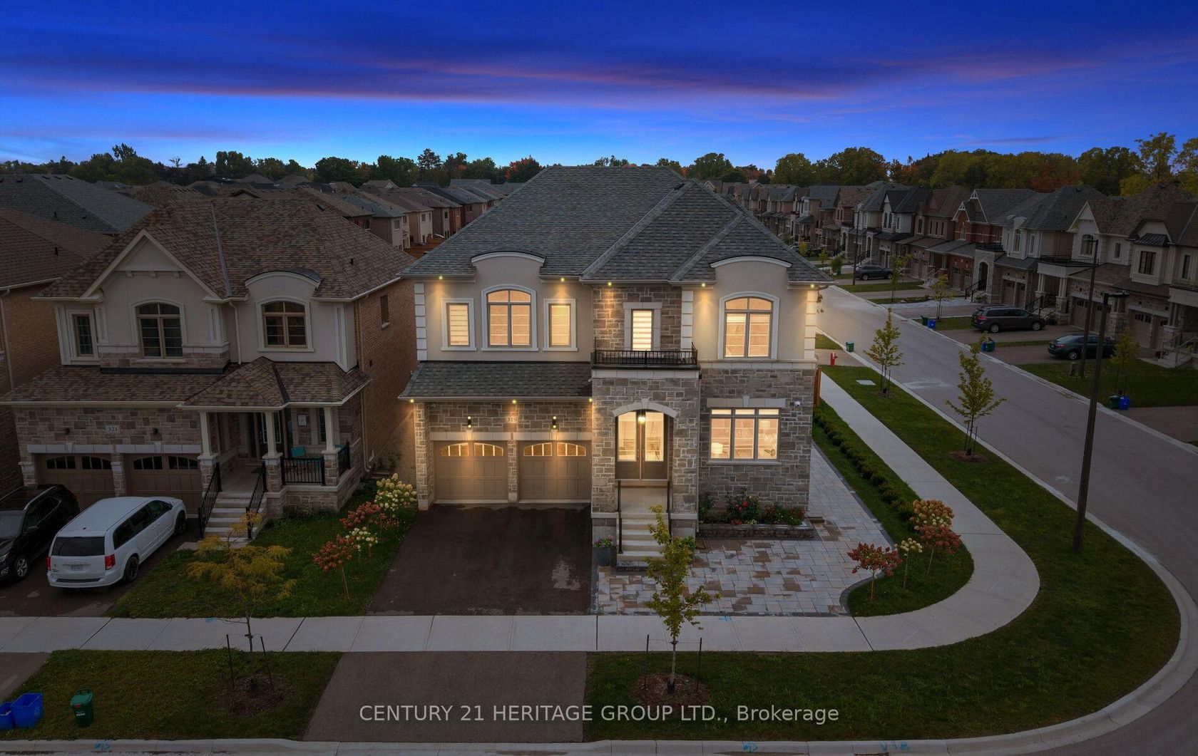 319 Danny Wheeler Boulevard, Keswick North, Georgina photo number 2