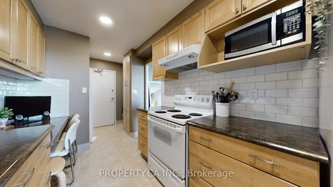 Photo 19 at 1505 - 90 Ling Road, West Hill, Toronto