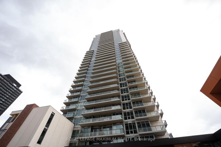 Photo 2 at 502 - 95 McMahon Drive, Bayview Village, Toronto