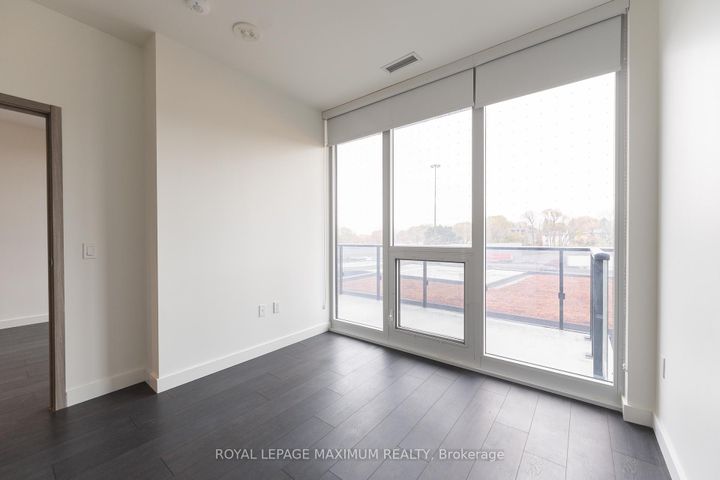 Photo 23 at 502 - 95 McMahon Drive, Bayview Village, Toronto