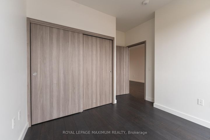 Photo 26 at 502 - 95 McMahon Drive, Bayview Village, Toronto