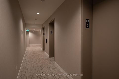 Photo 5 at 502 - 95 McMahon Drive, Bayview Village, Toronto