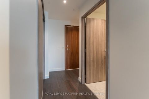 Photo 8 at 502 - 95 McMahon Drive, Bayview Village, Toronto