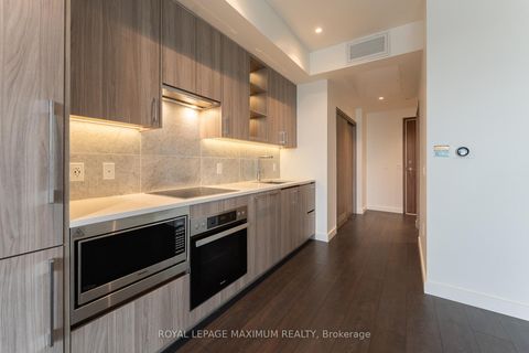 Photo 17 at 502 - 95 McMahon Drive, Bayview Village, Toronto