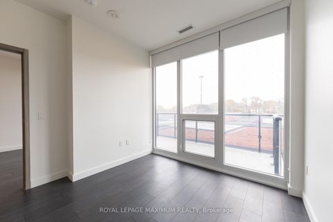 Photo 23 at 502 - 95 McMahon Drive, Bayview Village, Toronto