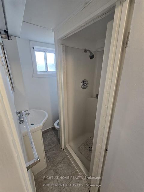 Photo 3 at 70 Bunnell Crescent, CFB, Toronto