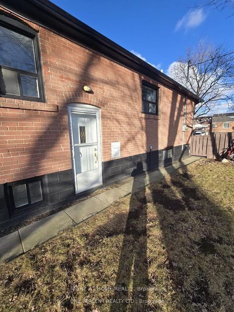 Photo 24 at 70 Bunnell Crescent, CFB, Toronto