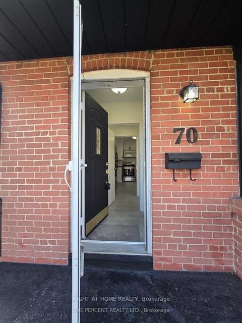 Photo 26 at 70 Bunnell Crescent, CFB, Toronto