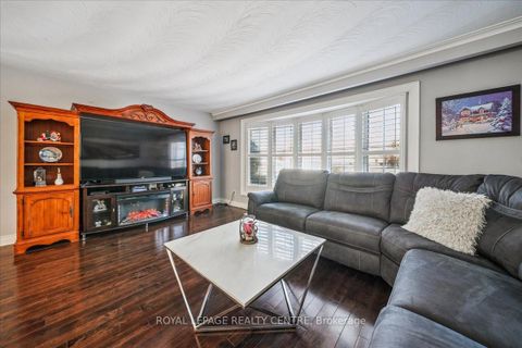 Photo 14 at 21 Pylon Place, Old Rexdale, Toronto