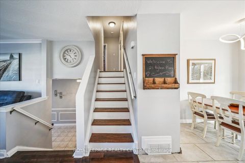 Photo 16 at 21 Pylon Place, Old Rexdale, Toronto