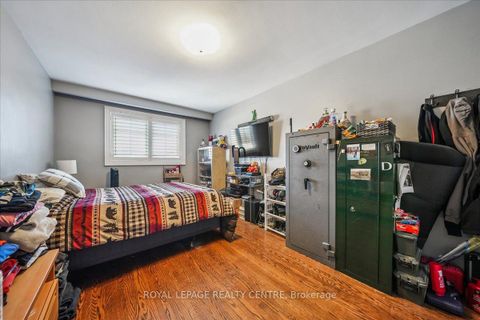 Photo 25 at 21 Pylon Place, Old Rexdale, Toronto
