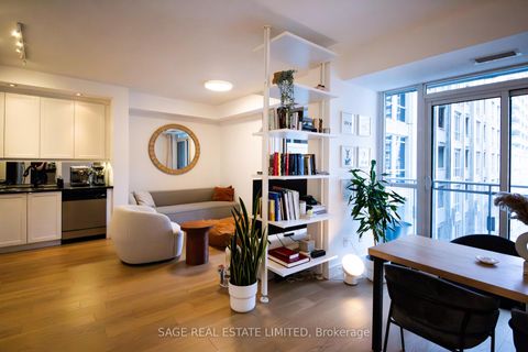 Photo 4 at 516 - 628 Fleet Street, Niagara, Toronto