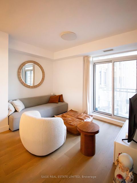 Photo 8 at 516 - 628 Fleet Street, Niagara, Toronto