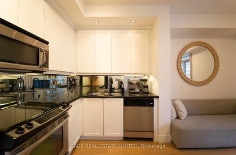 Photo 11 at 516 - 628 Fleet Street, Niagara, Toronto