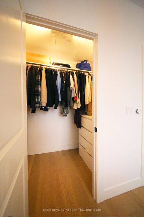 Photo 15 at 516 - 628 Fleet Street, Niagara, Toronto