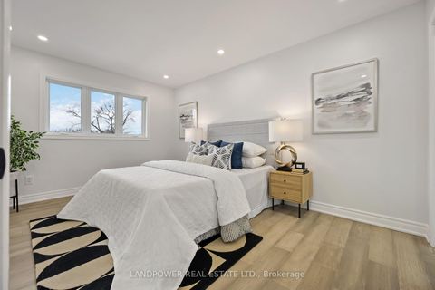 Photo 26 at 195 Phyllis Avenue, Cliffcrest, Toronto