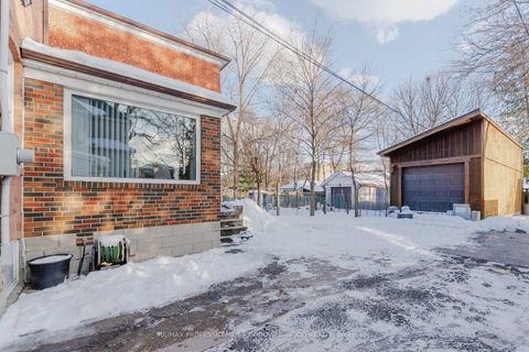 Photo 29 at 11 Winfield Avenue, Bloor West Village, Toronto