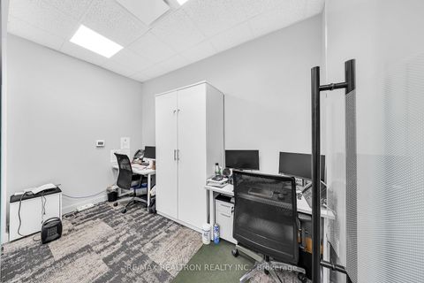 Photo 10 at 204 - 2855 Markham Road, Rouge E11, Toronto