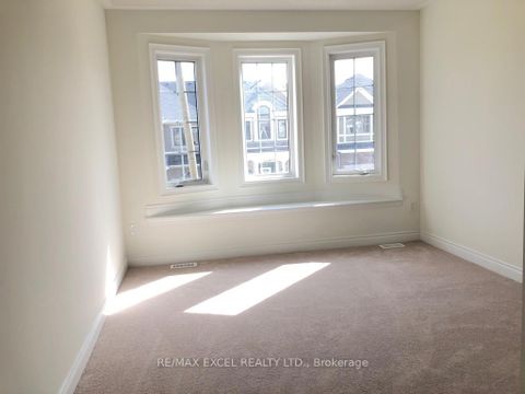 Photo 2 at 94 Hartney Drive, Rural Richmond Hill, Richmond Hill