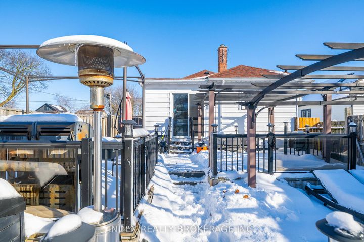 Photo 23 at 86 Gibbons Street, McLaughlin, Oshawa