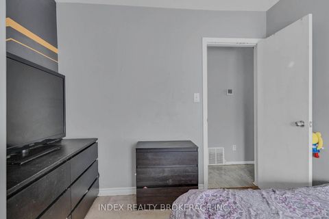 Photo 13 at 86 Gibbons Street, McLaughlin, Oshawa