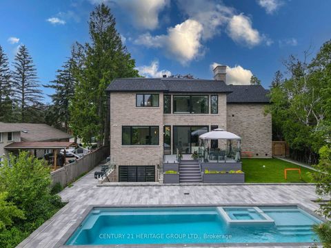 Photo 31 at 3 Idleswift Drive, Uplands, Vaughan