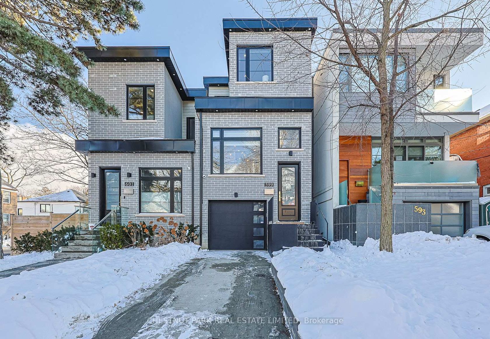 599 Soudan Avenue, Mount Pleasant East, Toronto 