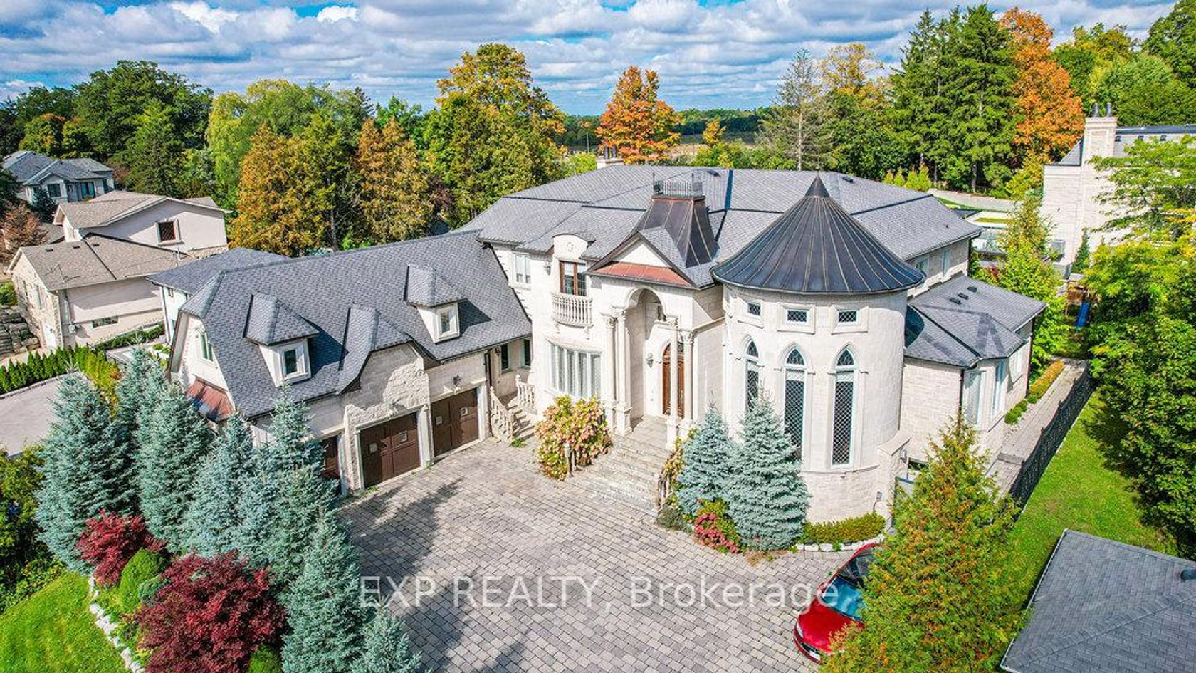 68 Davidson Drive, Islington Woods, Vaughan by Loree Meneguzzi Real Estate 68 Davidson Drive, Islington Woods, Vaughan