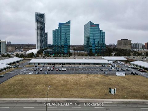 Photo 4 at 25 - 26 - 280 - 422 Consumers Road, Henry Farm, Toronto