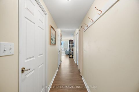 Photo 8 at 1705 - 18 Lee Centre Drive, Woburn, Toronto