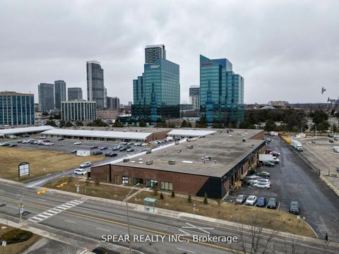 Photo 5 at 26 - 280 - 422 Consumers Road, Henry Farm, Toronto