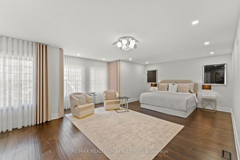 Photo 22 at 63 Willett Crescent, Mill Pond, Richmond Hill