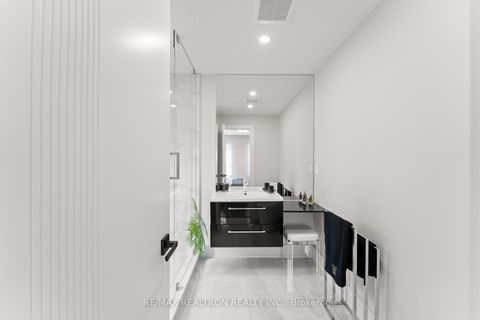 Photo 29 at 63 Willett Crescent, Mill Pond, Richmond Hill