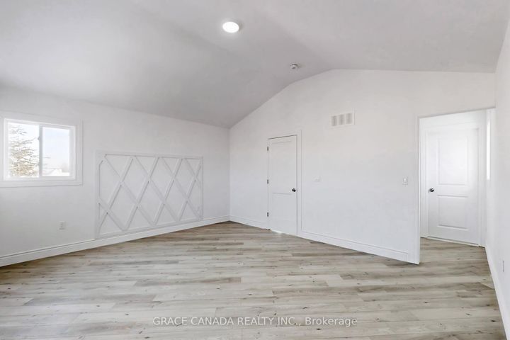 Photo 23 at 85 Albany Avenue, Homeside, Hamilton