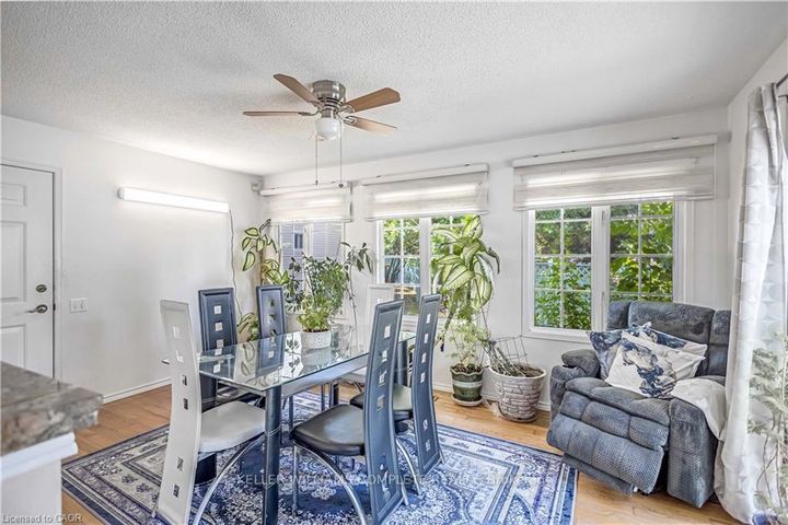 Photo 13 at 375 SILVERBIRCH Boulevard, Rural Glanbrook, Hamilton