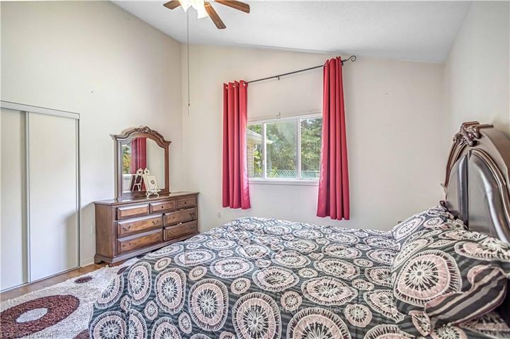 Photo 19 at 375 SILVERBIRCH Boulevard, Rural Glanbrook, Hamilton